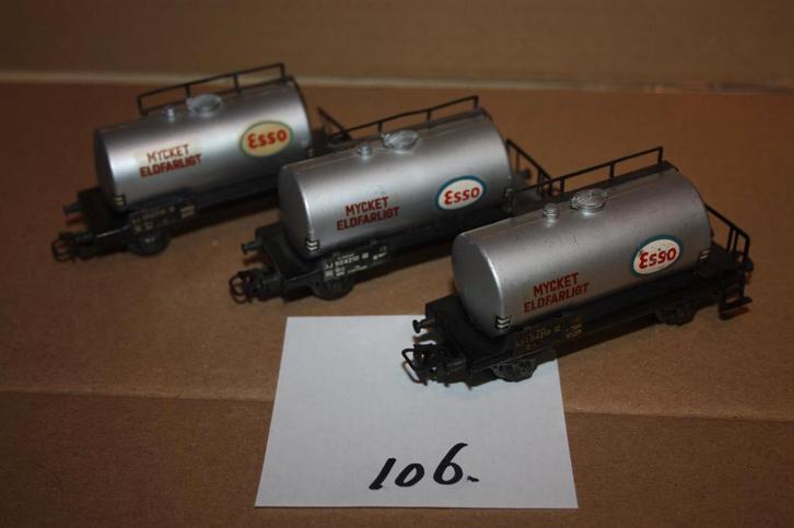 106) drie Märklin ESSO Mycket Eldfarligt (SJ) ketelwagons, Hobby en Vrije tijd, Modeltreinen | H0, Gebruikt, Wagon, Wisselstroom