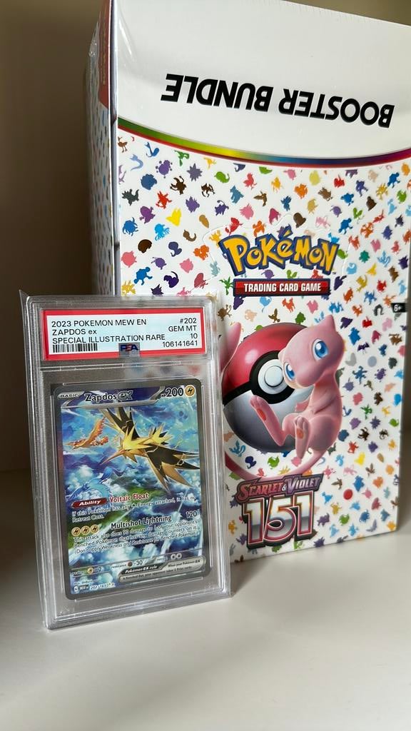 Zapdos EX 202/165 - PSA 10 - SV 151, Ophalen of Verzenden, Zo goed als nieuw