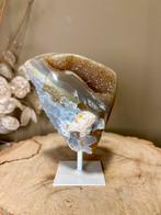 Druzy rots agaat op witte stalen voet, Ophalen of Verzenden, Mineraal