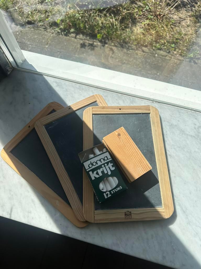 3 leisteen krijtbordjes met krijt en wisser, Ophalen of Verzenden, Zo goed als nieuw, Meerdere media