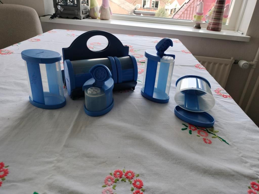 Kruidenpotjes en rekje, Huis en Inrichting, Keuken | Tupperware, Ophalen of Verzenden, Nieuw, Blauw, Overige typen
