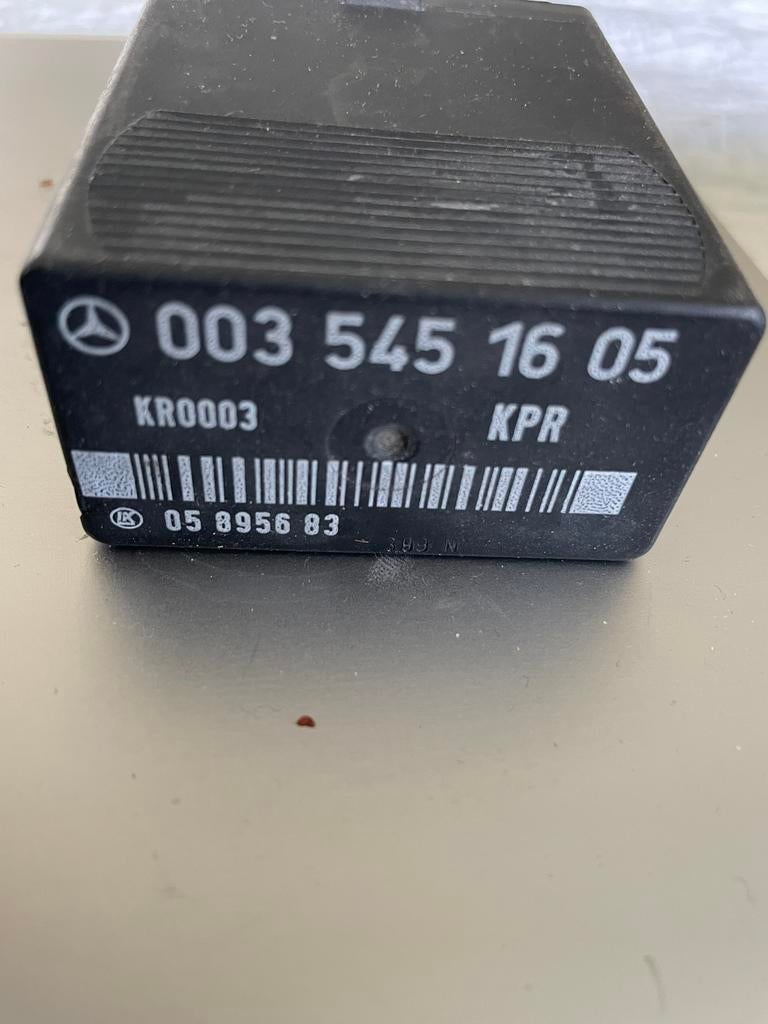 Mercedes W124 brandstofpomp relais, Ophalen of Verzenden