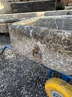 Antieke natuurstenen trog , voor info bellen 0474220705, Ophalen