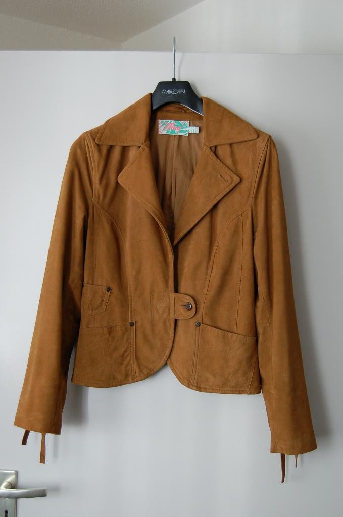 MNG cognac kleurig suede jasje maat 38, Maat 38/40 (M), Mango, Bruin, Verzenden