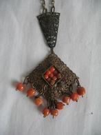 Ketting +Hanger met Bloedkoraaltjes Berber Tribal  Vintage, Ophalen of Verzenden, Overige materialen, Overige typen