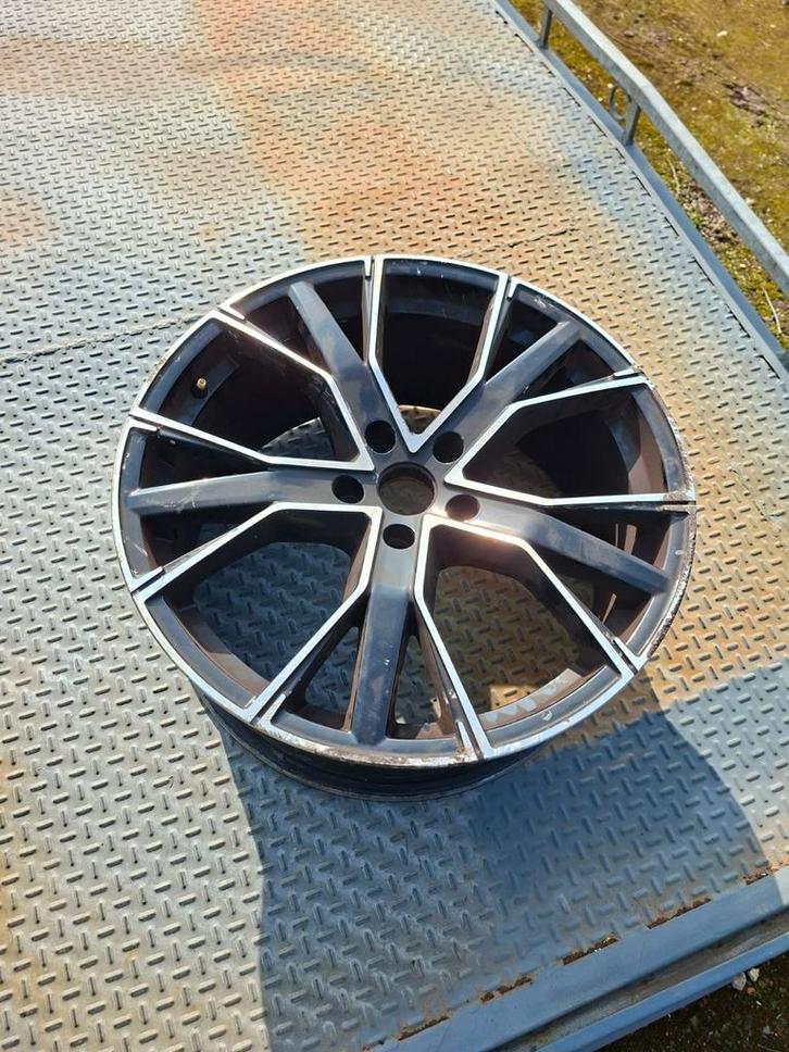 GMP Gunner Italia 20 inch  1x tesla, Auto diversen, Autosport-onderdelen, Gebruikt, Ophalen