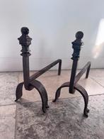 Antieke smeedijzeren haardbokken, Ophalen of Verzenden, Gebruikt, Vrijstaande haard, Houthaard