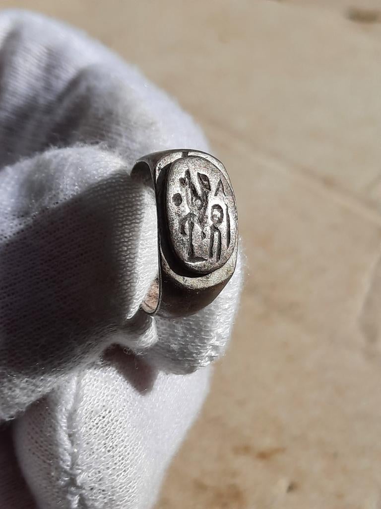 Romeins zilveren ring bodemvondst 2, Verzenden