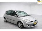 Renault Grand Scénic 2.0-16V Tech Line, Voorwielaandrijving, 1998 cc, 135 pk, Gebruikt