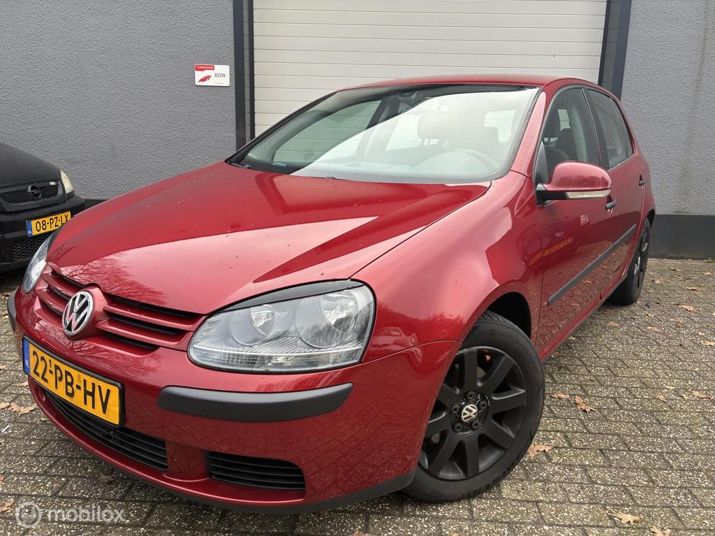 Volkswagen Golf 1.6 FSI Comfortline / CRUISE / NAP / NETJES, Voorwielaandrijving, Gebruikt, 4 cilinders, Origineel Nederlands