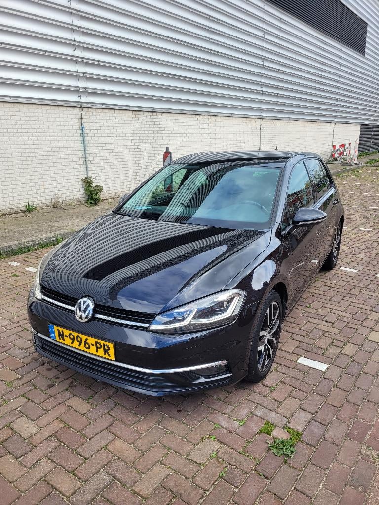 Volkswagen Golf 2.0 TDI automaat 110KW DSG 2018 Zwart, Stof, 4 cilinders, Zwart, Diesel