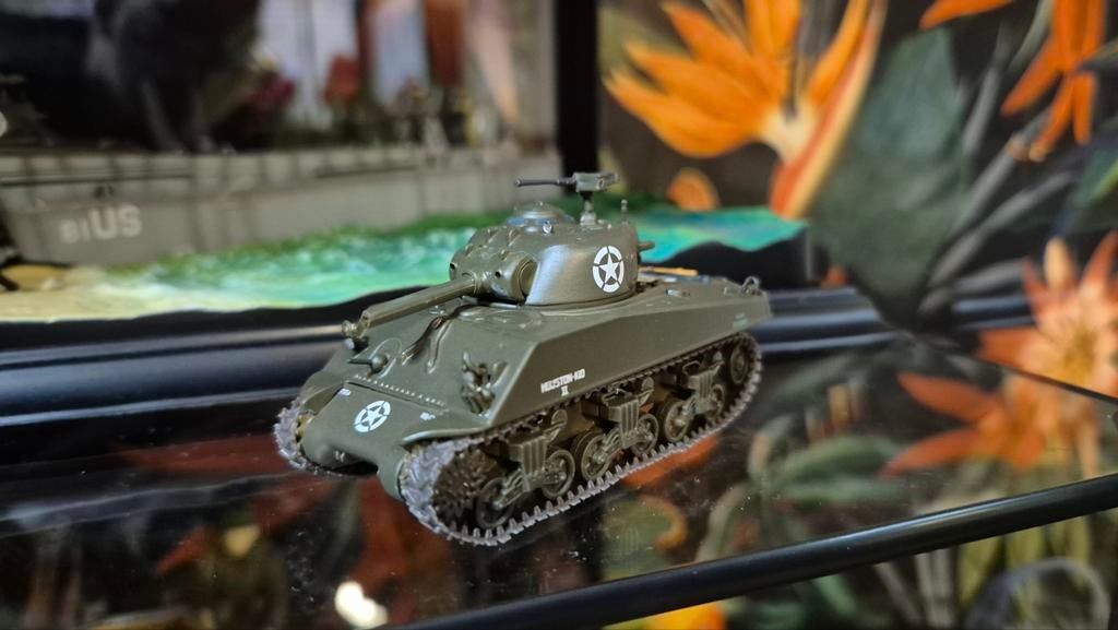 WWII Sherman tank 1/76, Ophalen of Verzenden