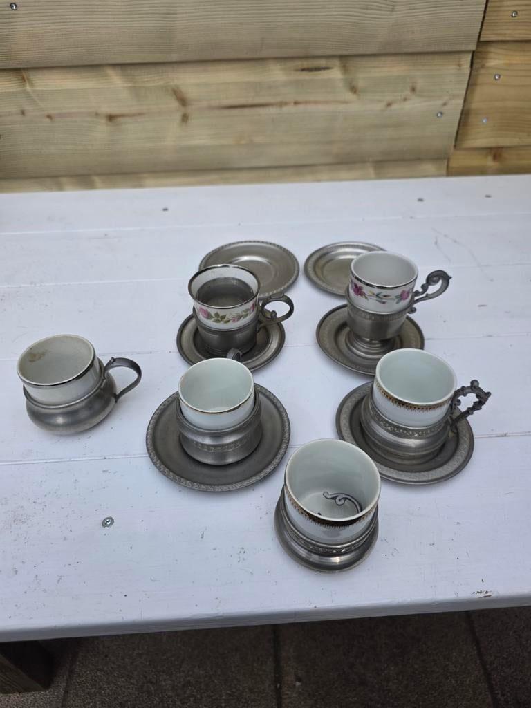 Antieke tinnen theekopjes met schotels - 6 stuks, Ophalen of Verzenden