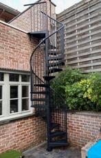 Gezocht spiltrap / wenteltrap smal voor buiten, Ophalen, Trap, 2 tot 4 meter