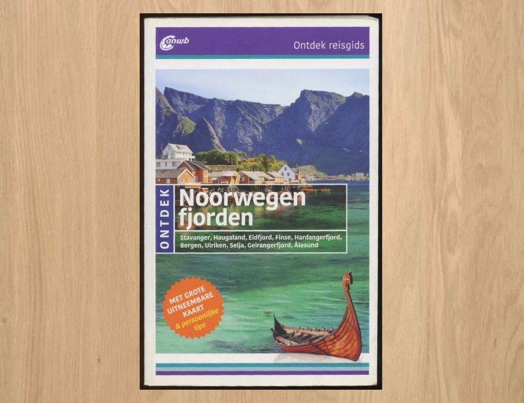 Noorwegen fjorden - ANWB Ontdek reisgids, Europa, Ophalen of Verzenden, Zo goed als nieuw, Reisgids of -boek
