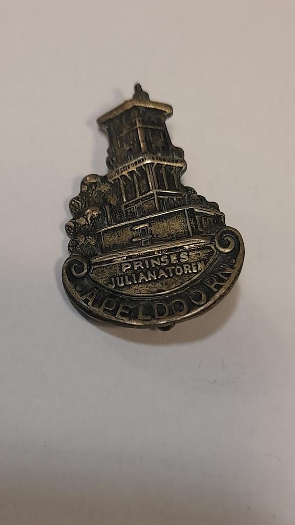 Prinses Julianatoren Speldje, Verzamelen, Speldjes, Pins en Buttons, Verzenden, Gebruikt, Overige onderwerpen, Speldje of Pin