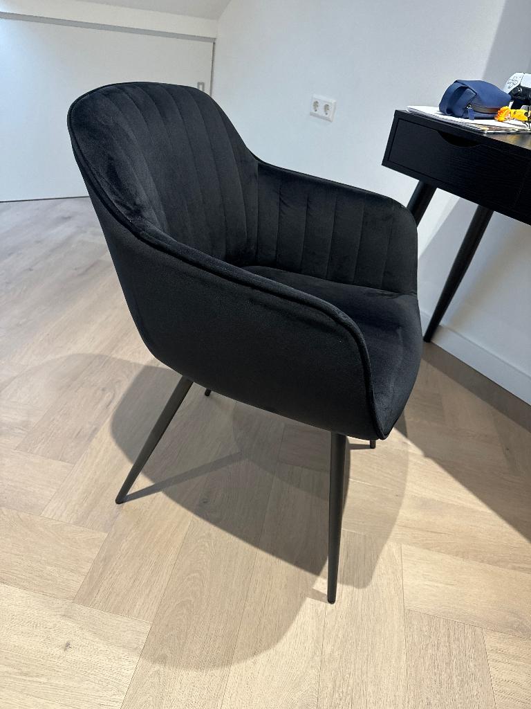 Zwarte stoel, Huis en Inrichting, Stoelen, Ophalen, Zo goed als nieuw, Zwart, Eén