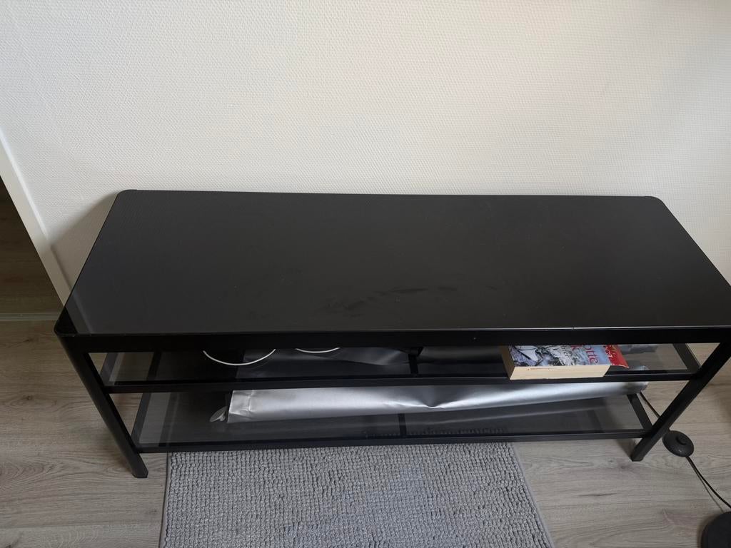 Mooie Glazen TV meubel zwart | Weinig gebruikt, Huis en Inrichting, Kasten | Televisiemeubels, Ophalen, Minder dan 50 cm, 100 tot 150 cm