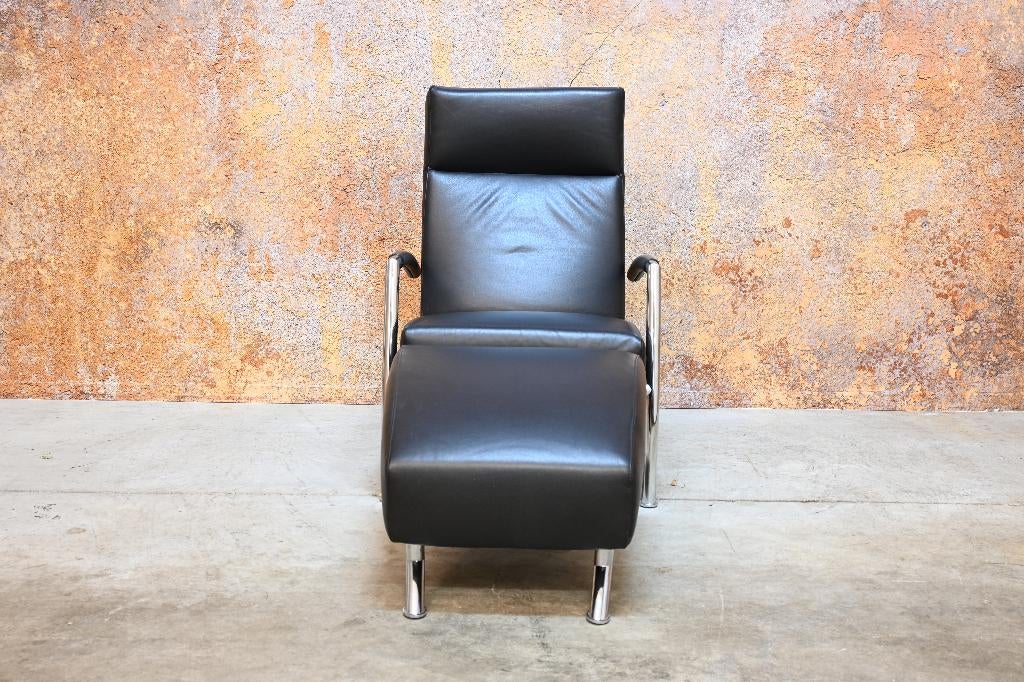 ZGANieuw zwarte leren Leolux Helical design fauteuil + poef, Leolux, Leolux, 75 tot 100 cm, Ophalen of Verzenden