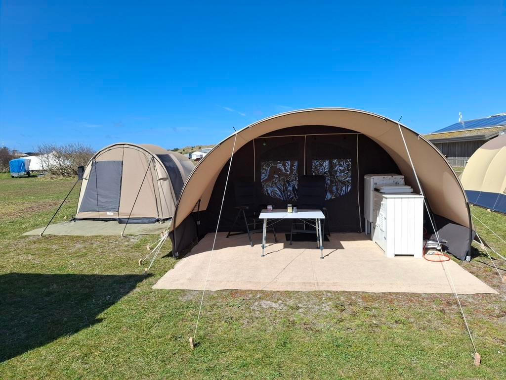 TE Huur op Vlieland, Caravans en Kamperen, Tenten, Ophalen, Zo goed als nieuw