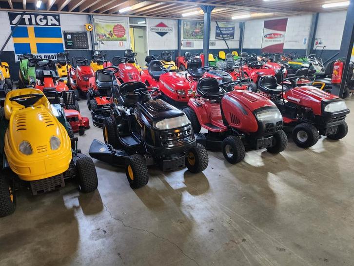 Zitmaaier  grasmaaier tuingereedschap, Tuin en Terras, Grasmaaiers, Zo goed als nieuw, 50 cm of meer, Kooimesmaaier, Ophalen