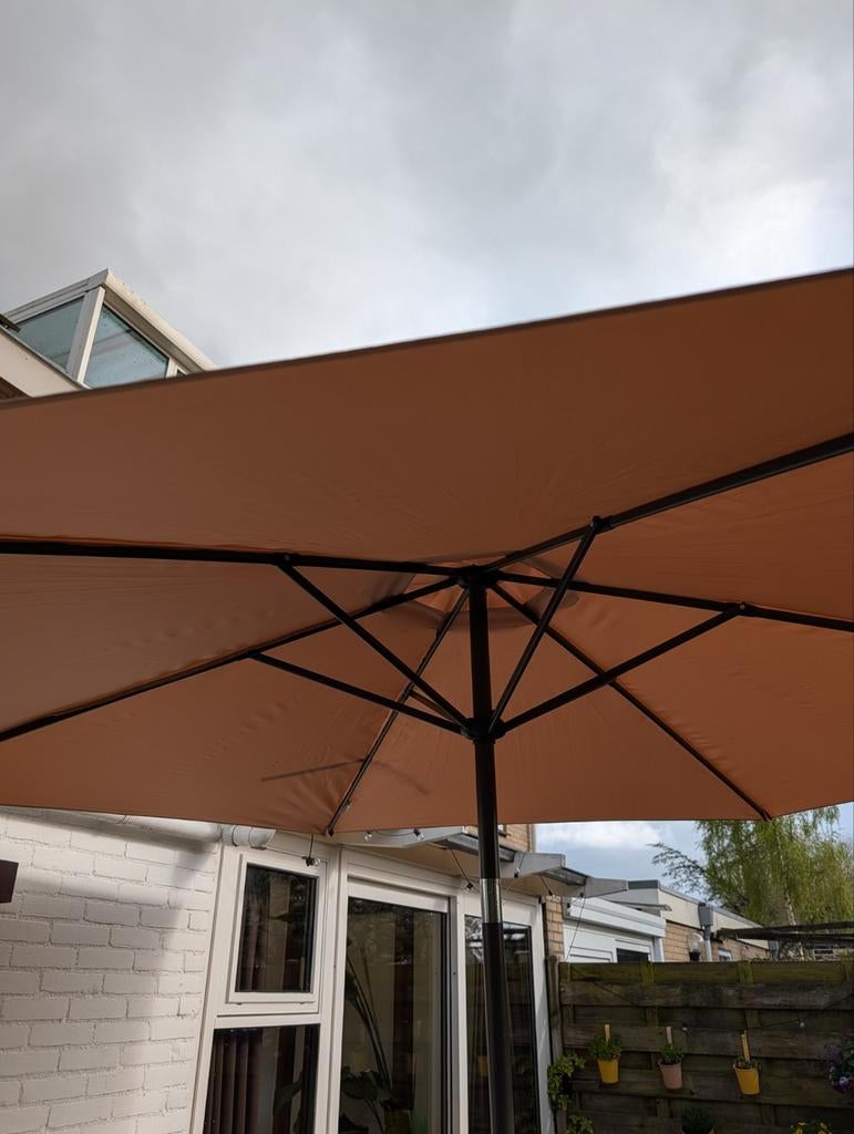 Parasol 300cm taupe, Tuin en Terras, Parasols, Ophalen, Zo goed als nieuw, Stokparasol