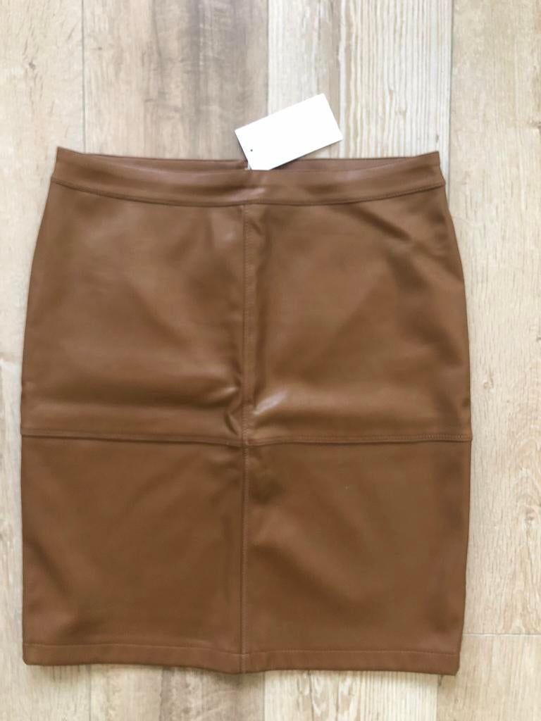 Vila imitatie leren rok cognac - maat M, Maat 38/40 (M), Bruin, Nieuw, Ophalen of Verzenden