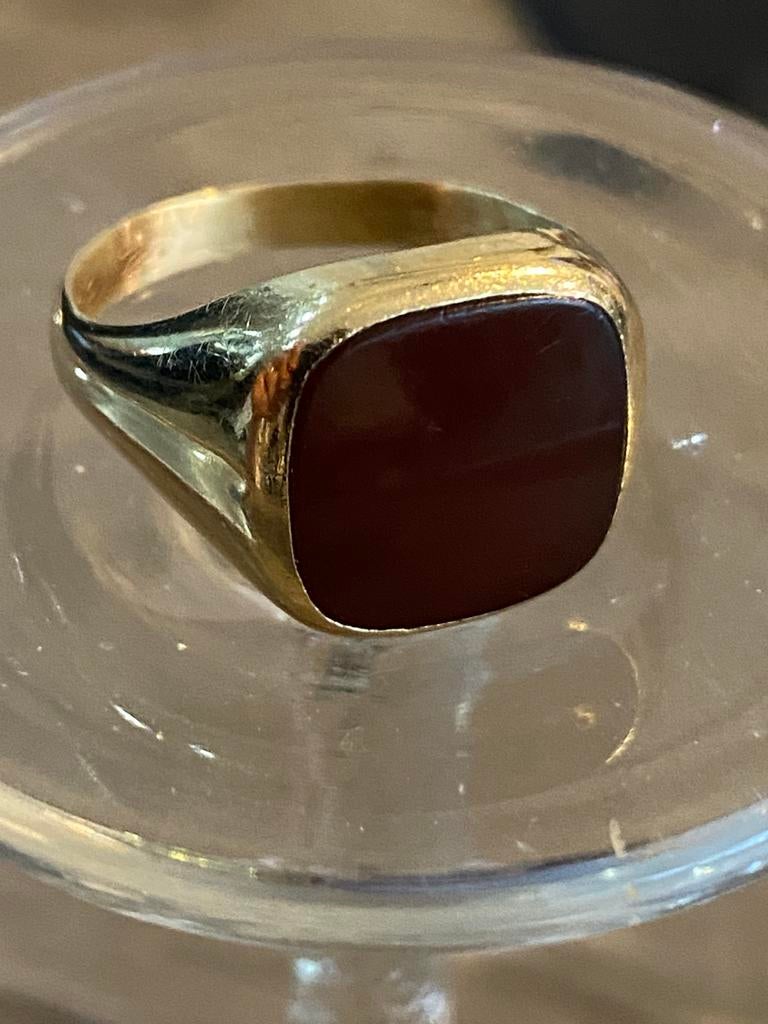 Prachtige 14 karaats gouden heren zegelring met carneool, Ophalen of Verzenden, Goud, Ketting