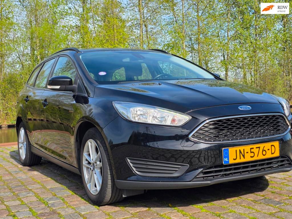 Ford Focus Wagon 1.0 Trend 1e eigenaar dealer onderhouden cr, 101 pk, Gebruikt, Euro 6, Zwart