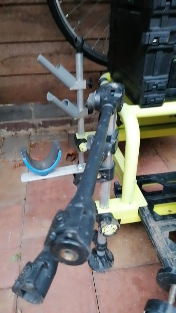 Viskist matrix 25mm zo goed als nieuw, Watersport en Boten, Hengelsport | Algemeen, Ophalen