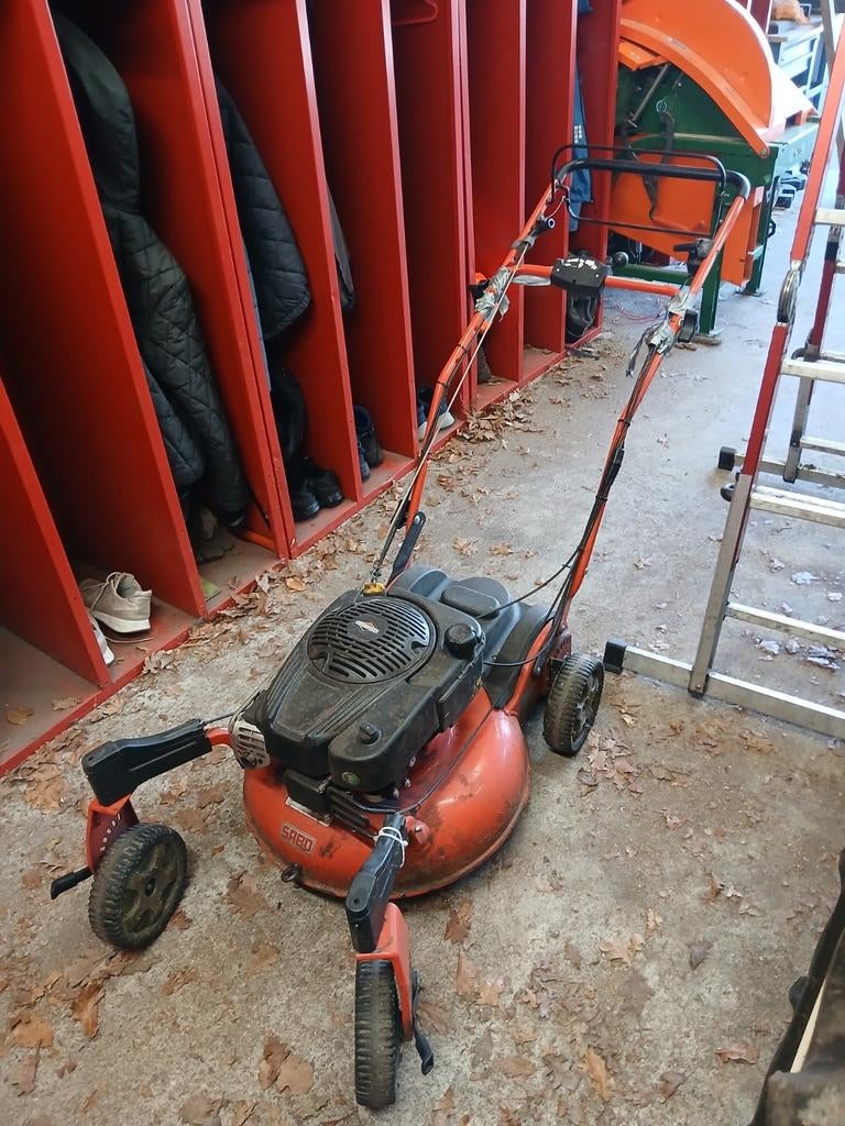 Sabo Benzine Grasmaaier - Gebruikt maar in goede staat, Cirkelmaaier, Gebruikt, Benzine-grasmaaier, 40 t/m 49 cm