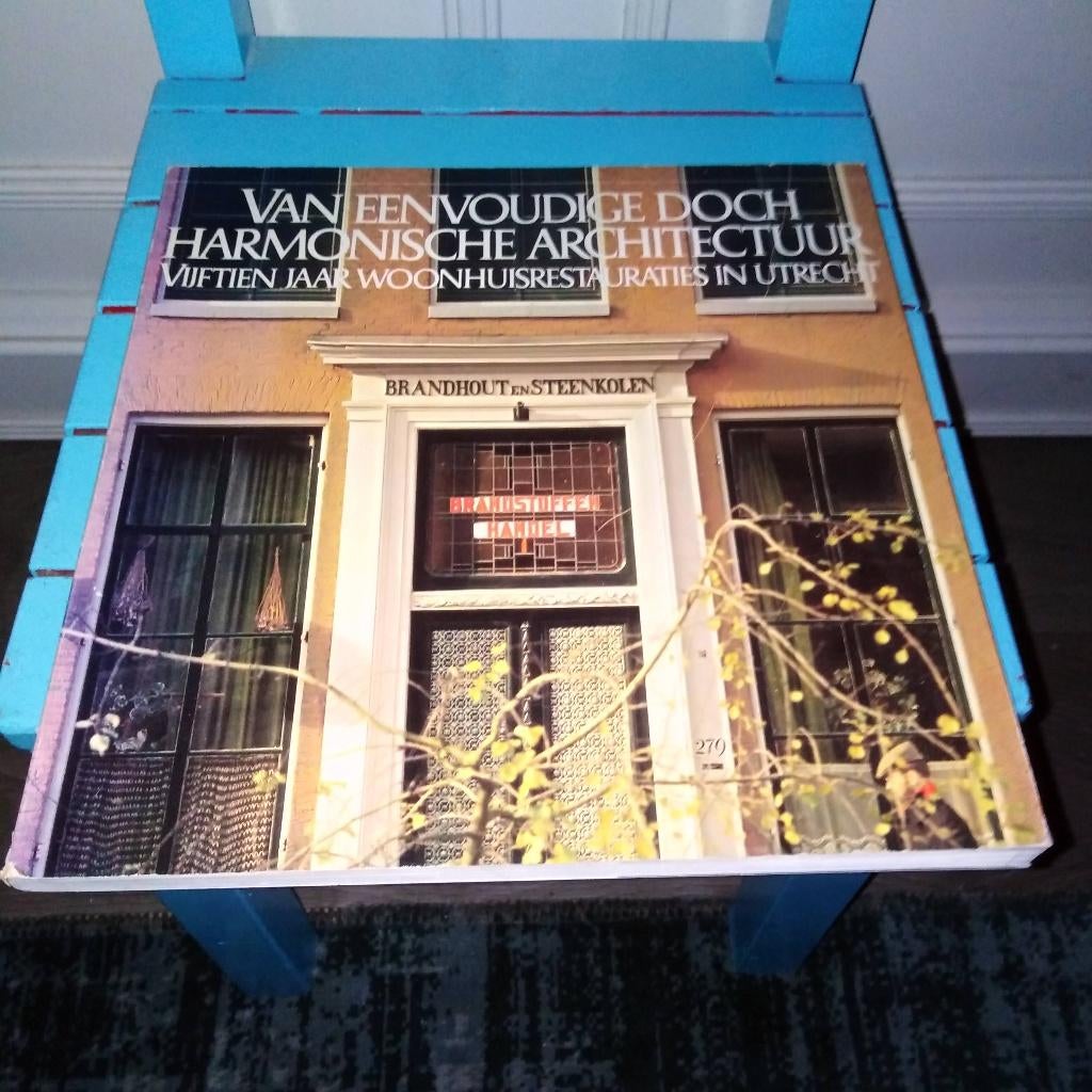 Van eenvoudige doch harmonische architectuur, Ophalen, Gelezen