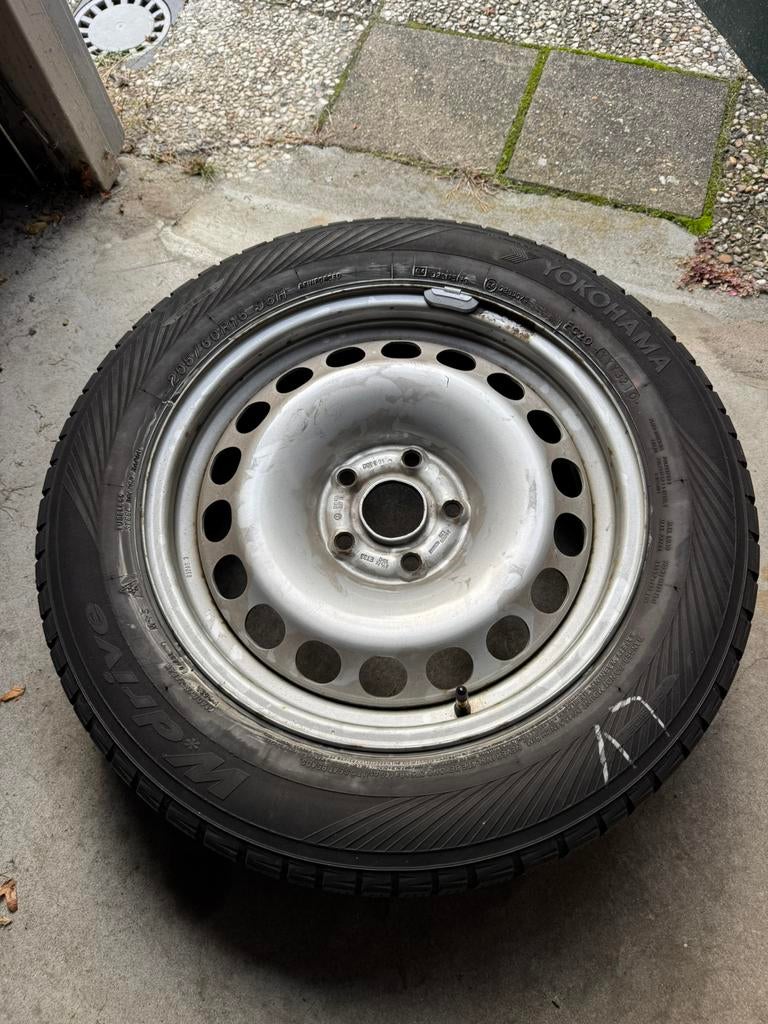 Stalen velg met band, Ophalen, Gebruikt