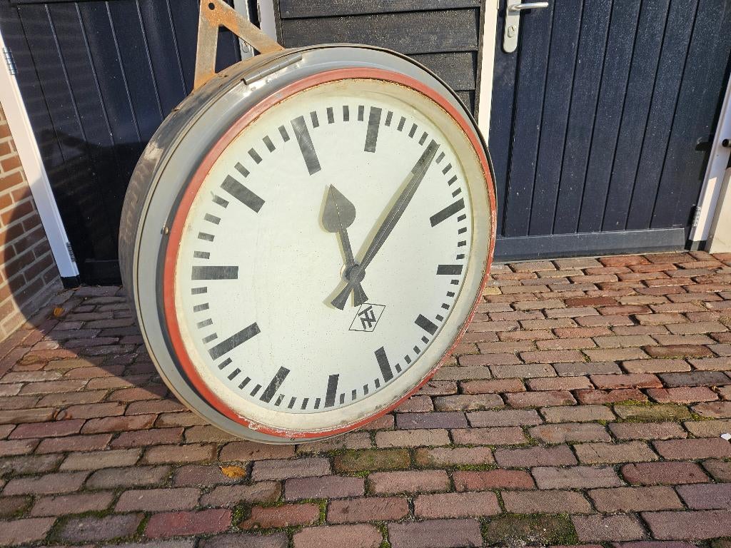 Antieke klok, Telefonbau & Normalzeit, Stationsklok, Ophalen