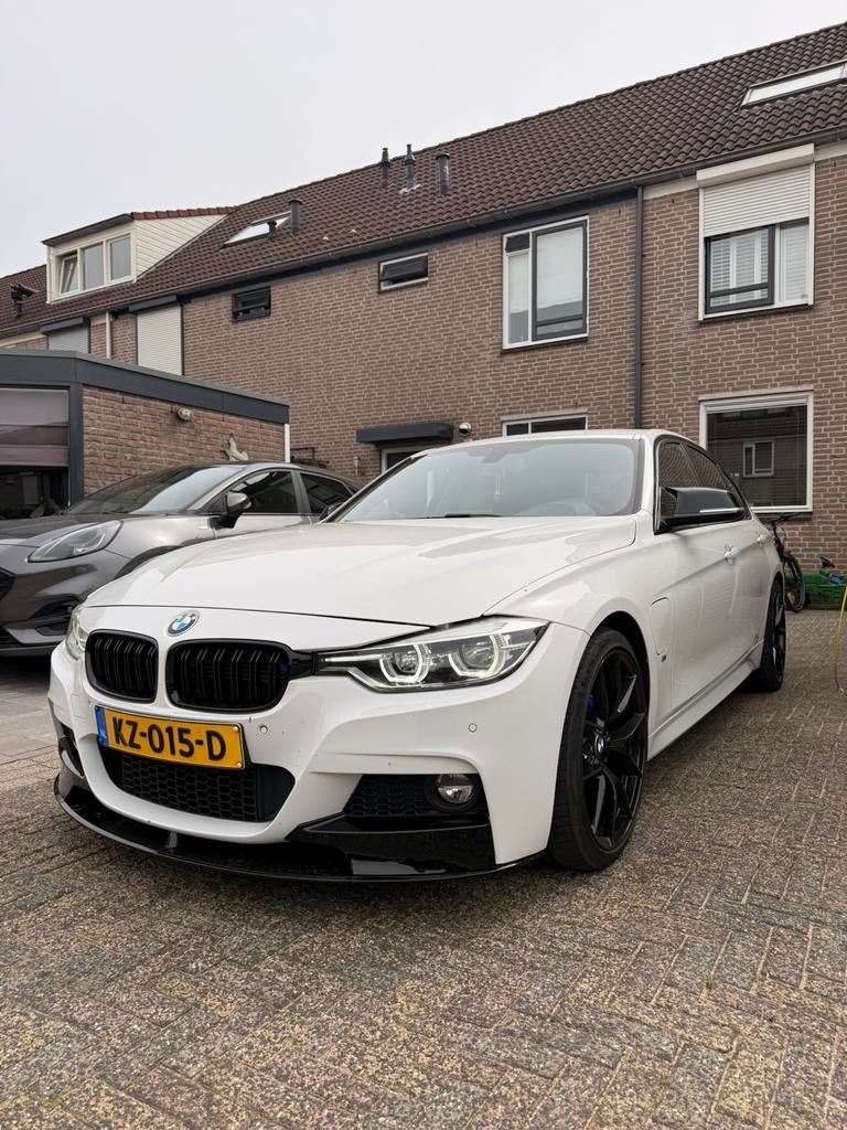 BMW 330e Iperformance, Auto's, Automaat, Achterwielaandrijving, 4 cilinders, Wit