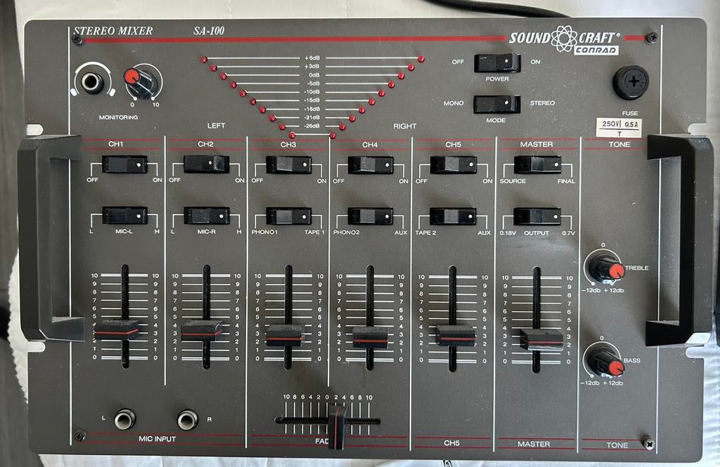 Mengpaneel SoundCraft, Ophalen of Verzenden, Gebruikt, Minder dan 5 kanalen, Microfooningang