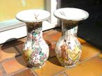 TWEE 'antieke' Chinese vazen; ze zijn tenminste 60 jaar oud!, Ophalen of Verzenden