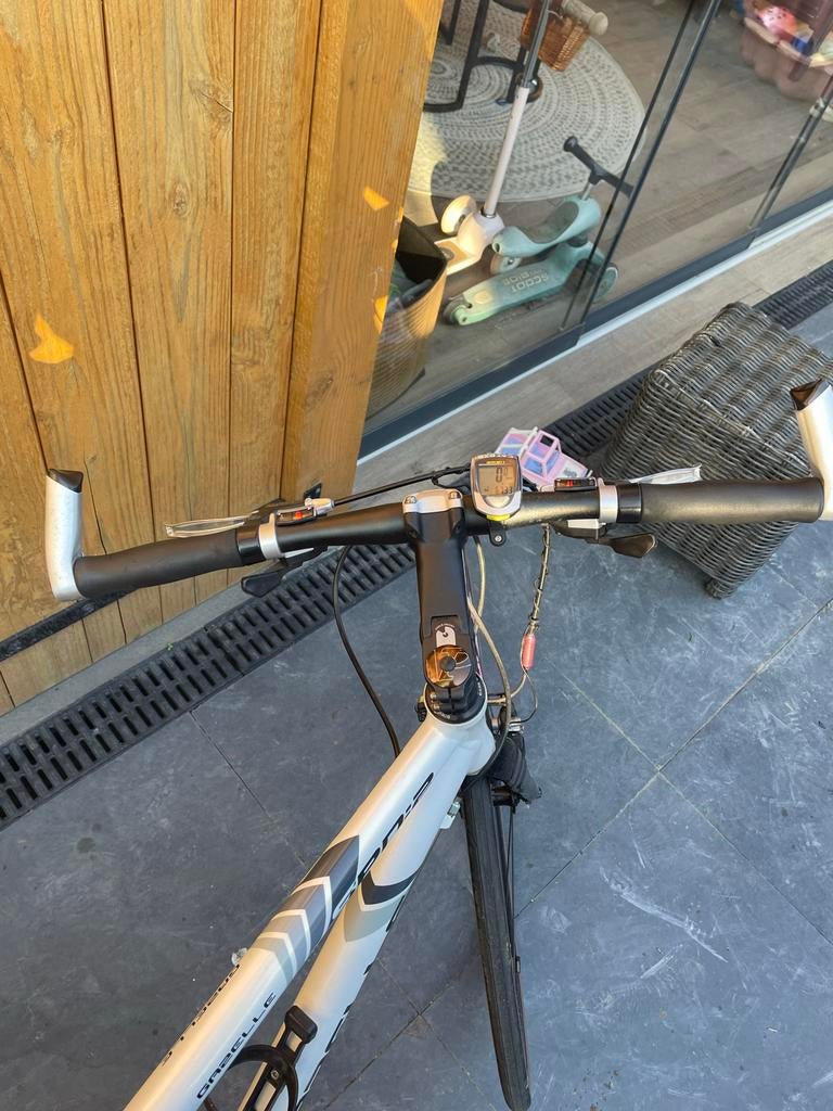 Gazelle SPN-2 Hybride Fiets - Zo goed als nieuw, Fietsen en Brommers, Fietsen | Racefietsen, Ophalen, 28 inch, Aluminium, Zo goed als nieuw