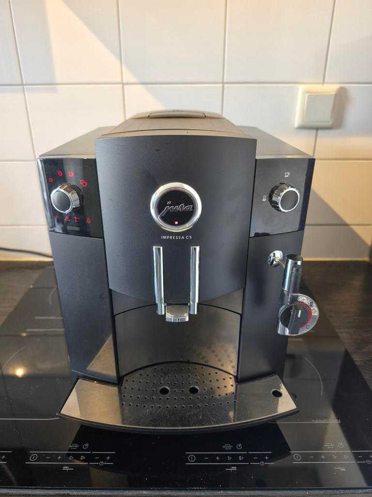 Zeer nette Jura Impressa C5, Ophalen, Koffiemachine