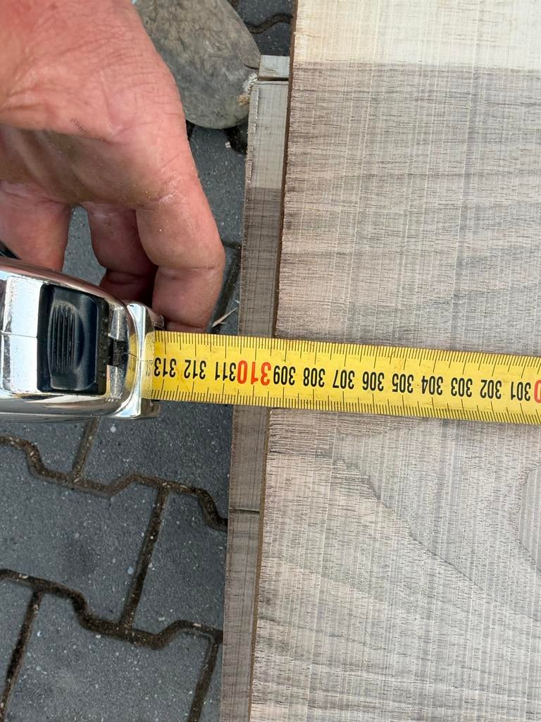 11 walnoten planken voor 450 euro voor alles !!, Tuin en Terras, Palen, Balken en Planken, Ophalen, Zo goed als nieuw, 250 cm of meer