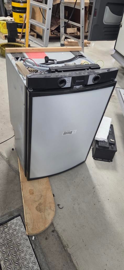 Dometic koelkast met vriesvak, voor onderdelen, Ophalen, Gebruikt