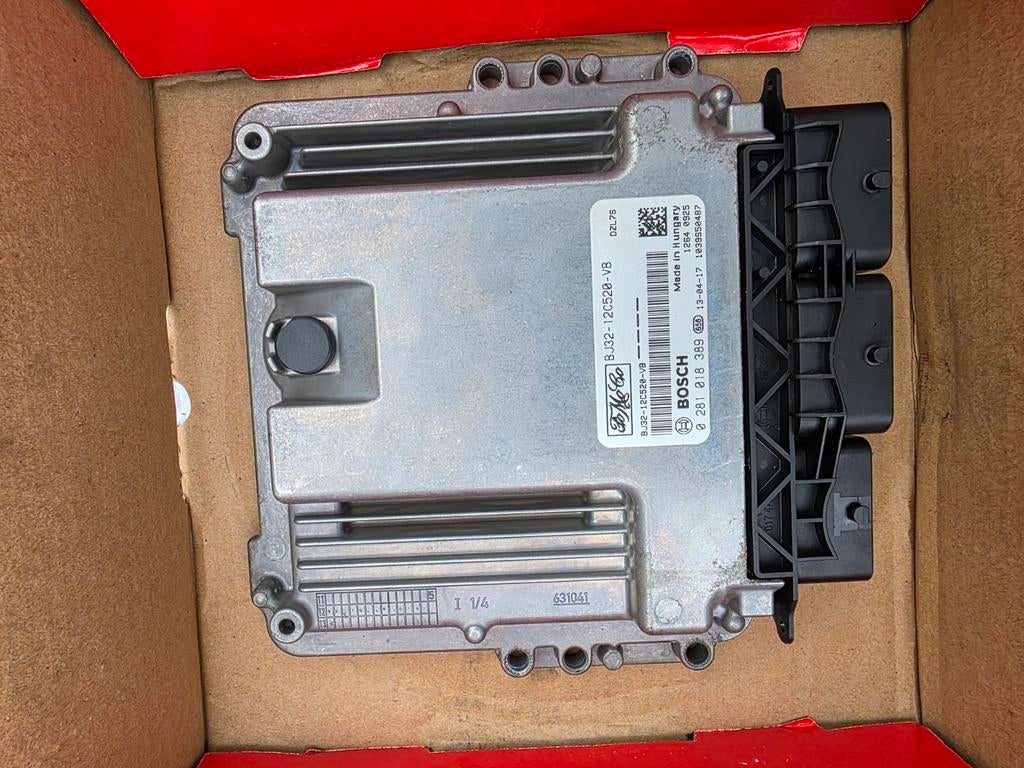 ECU Range Rover Evoque 2.2 Diesel 2013 Bosch BJ32-12C520-VB, Ophalen of Verzenden, Rover