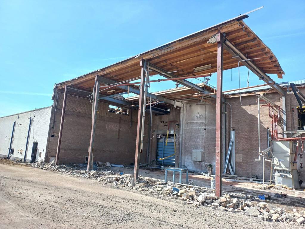 Staalconstructie 4 spanten: HEA 240 (7m) en IPE 400 (11m), Ophalen, Gebruikt, IJzer