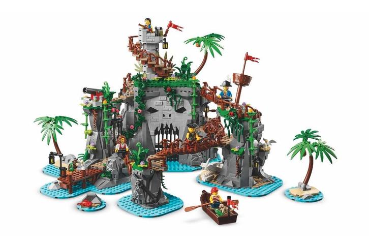 Lego 910038 - Ominous Isle van Bricklink, Kinderen en Baby's, Speelgoed | Duplo en Lego, Gebruikt, Lego, Complete set, Ophalen of Verzenden