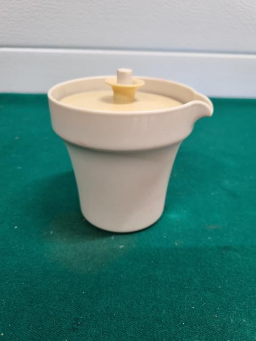 -	Melkschenker tupperware, Huis en Inrichting, Keuken | Tupperware, Ophalen of Verzenden, 'T Olde Gre-j, Info@toldegrej.nl, Endepoelstraat 20f Didam