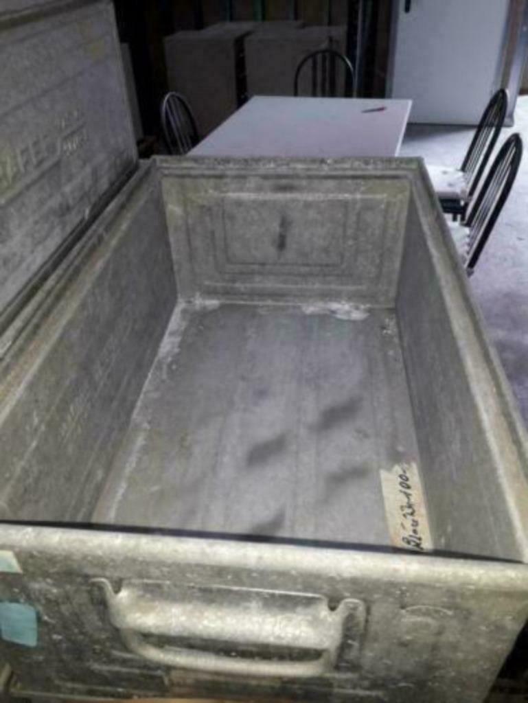 Gave zinken bakken 17x34x53cm , industrieel en zeldzaam., Antiek en Kunst, Curiosa en Brocante, Ophalen