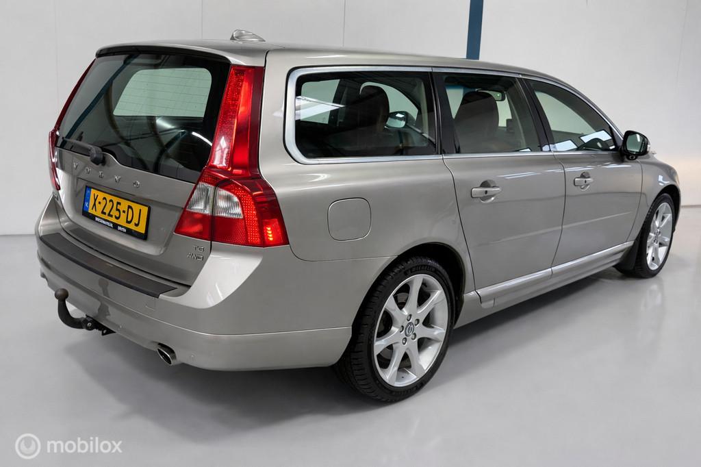 Volvo V70 3.0 T6 AWD Summum SCHUIFDAK / LEER, Auto's, Automaat, Gebruikt, 2953 cc, 1714 kg