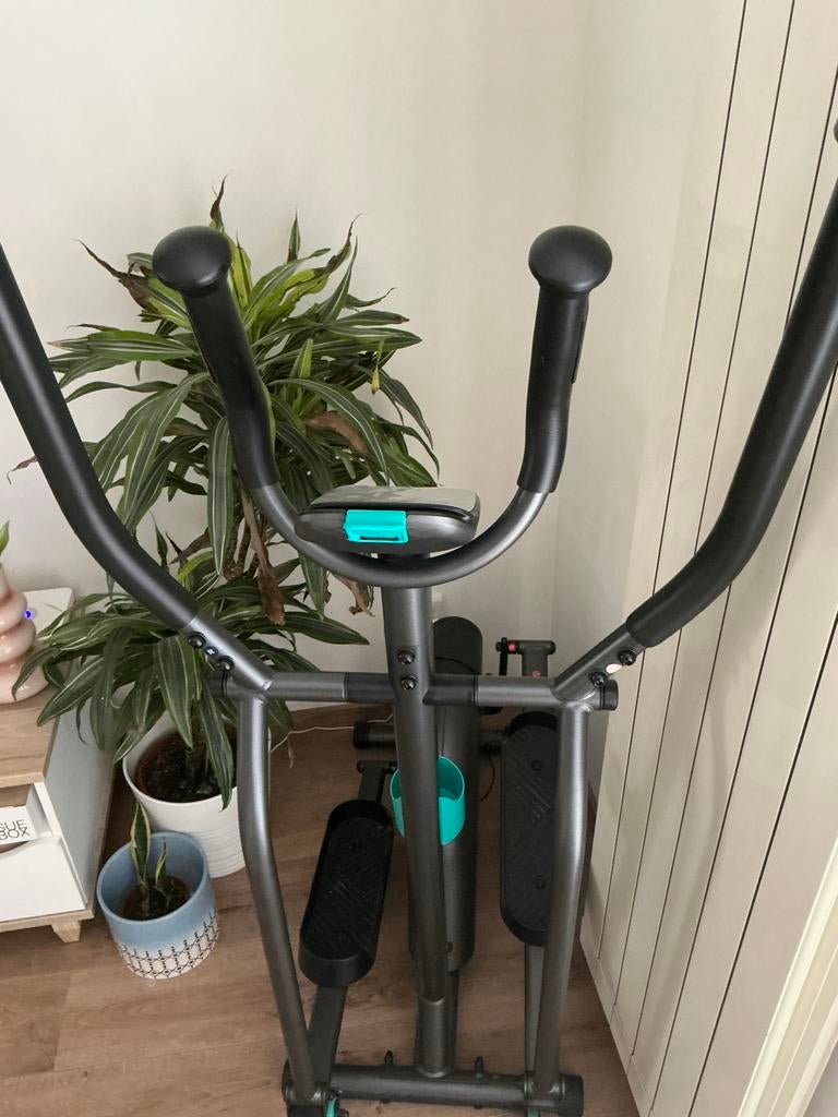 Domyos 120 Crosstrainer - Perfect voor thuis!, Gebruikt, Ophalen of Verzenden, Crosstrainer, Metaal