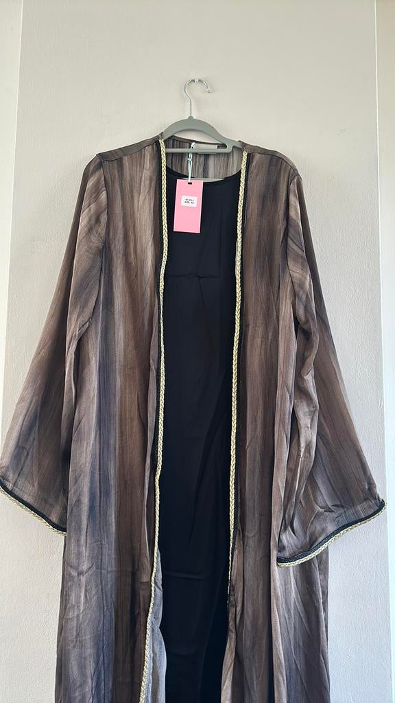 Dubai Abaya set maat S tekoop aangeboden, Ophalen of Verzenden, Zo goed als nieuw, Maat 38/40 (M), Zwart