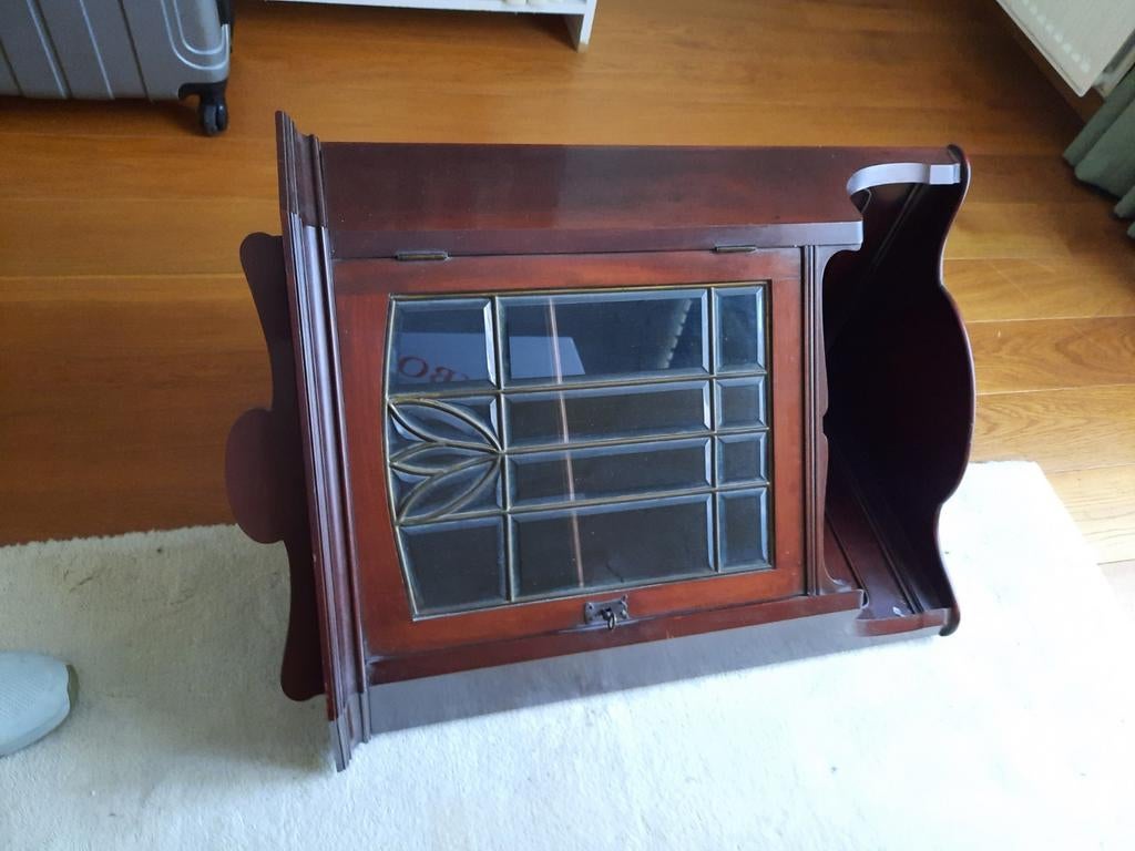 Antieke mahonie hoek ophangkast met glas-in-lood, Antiek en Kunst, Ophalen